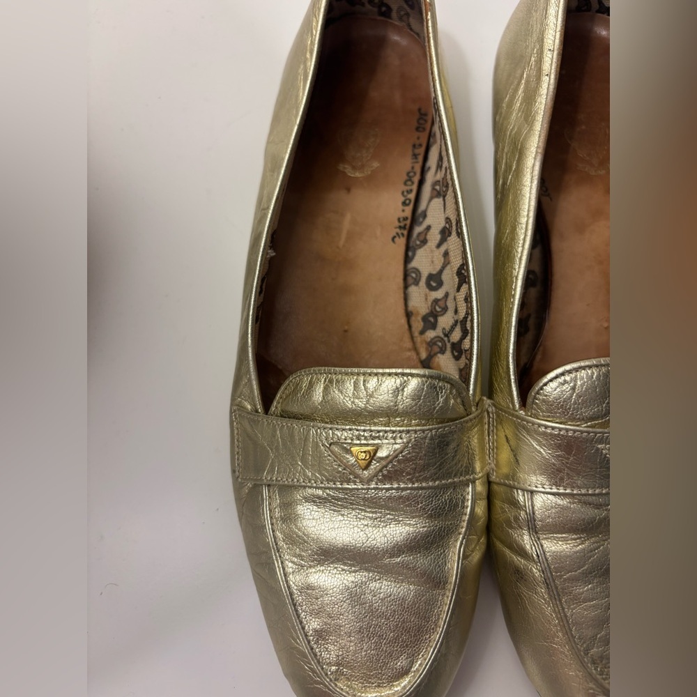 Vintage Women’s Gold Gucci Loafers Size 37 - Picture 5 of 5